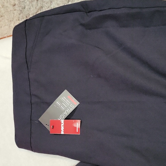 Avenue Straight Leg Pant - Picture 2 of 13